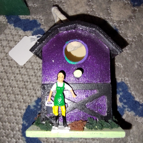 Handcrafted Birdhouses - Picture 7 of 9